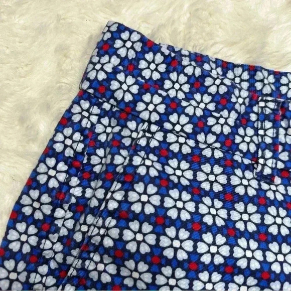 GAP The City Shorts Khaki Floral White /  Blue / Red Size 6 - Picture 3 of 16